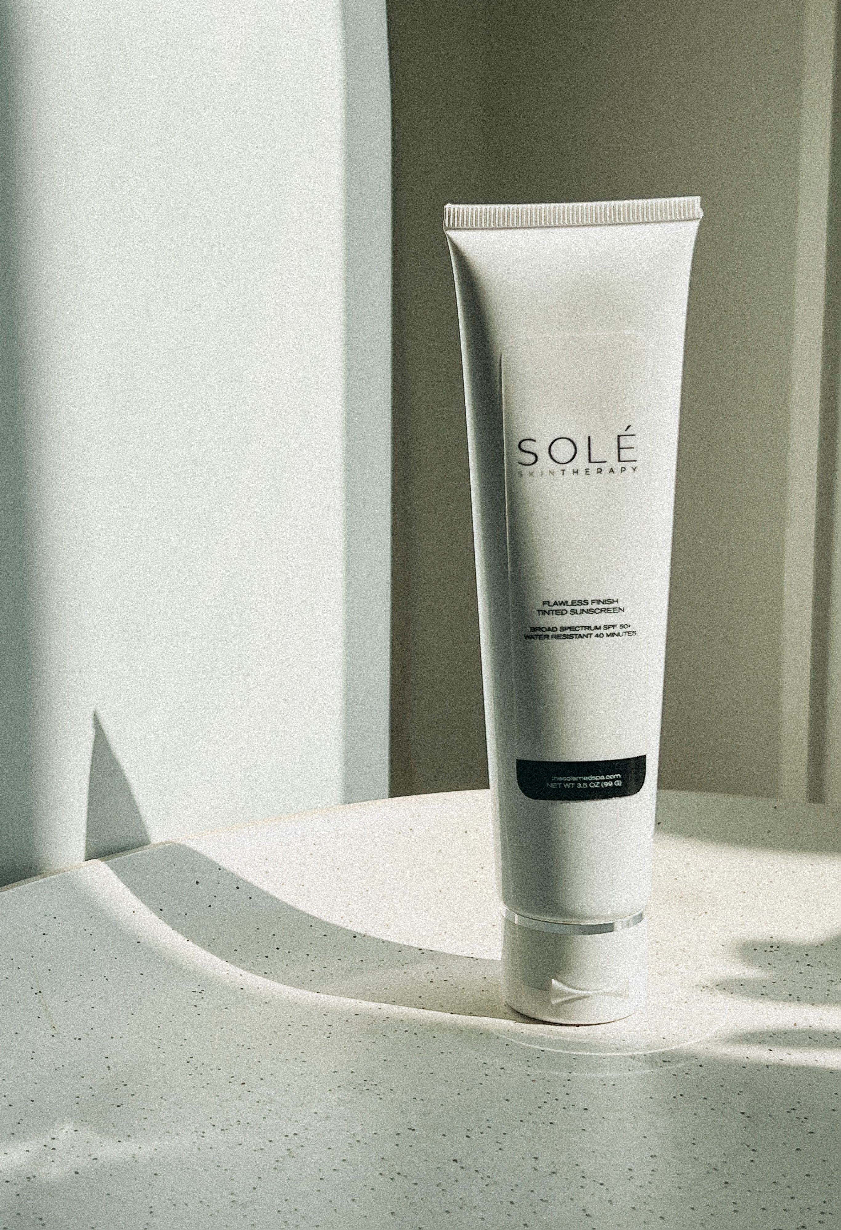 Solé Flawless Finish Tinted Sunscreen