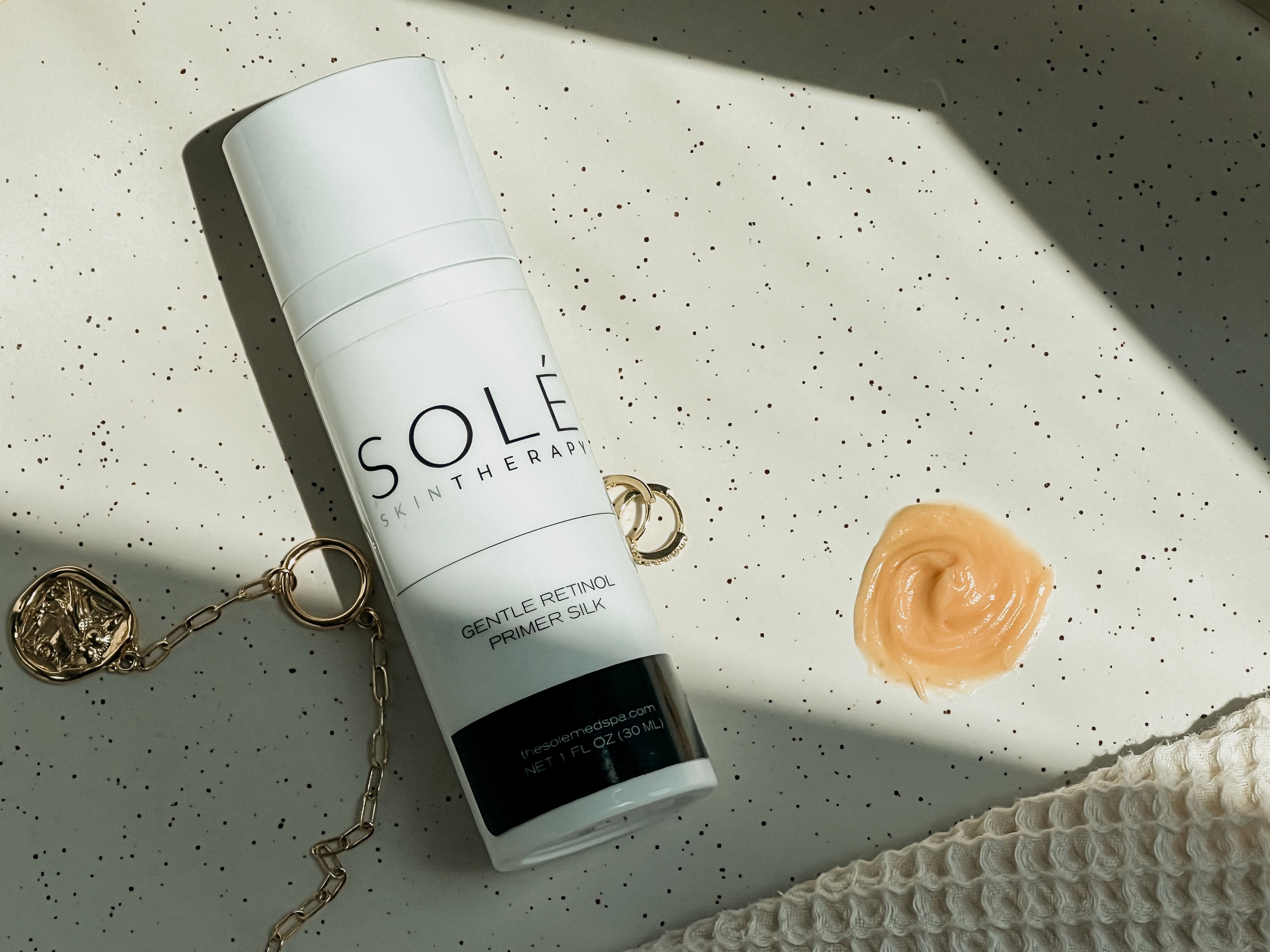 Solé Gentle Retinol Primer Silk