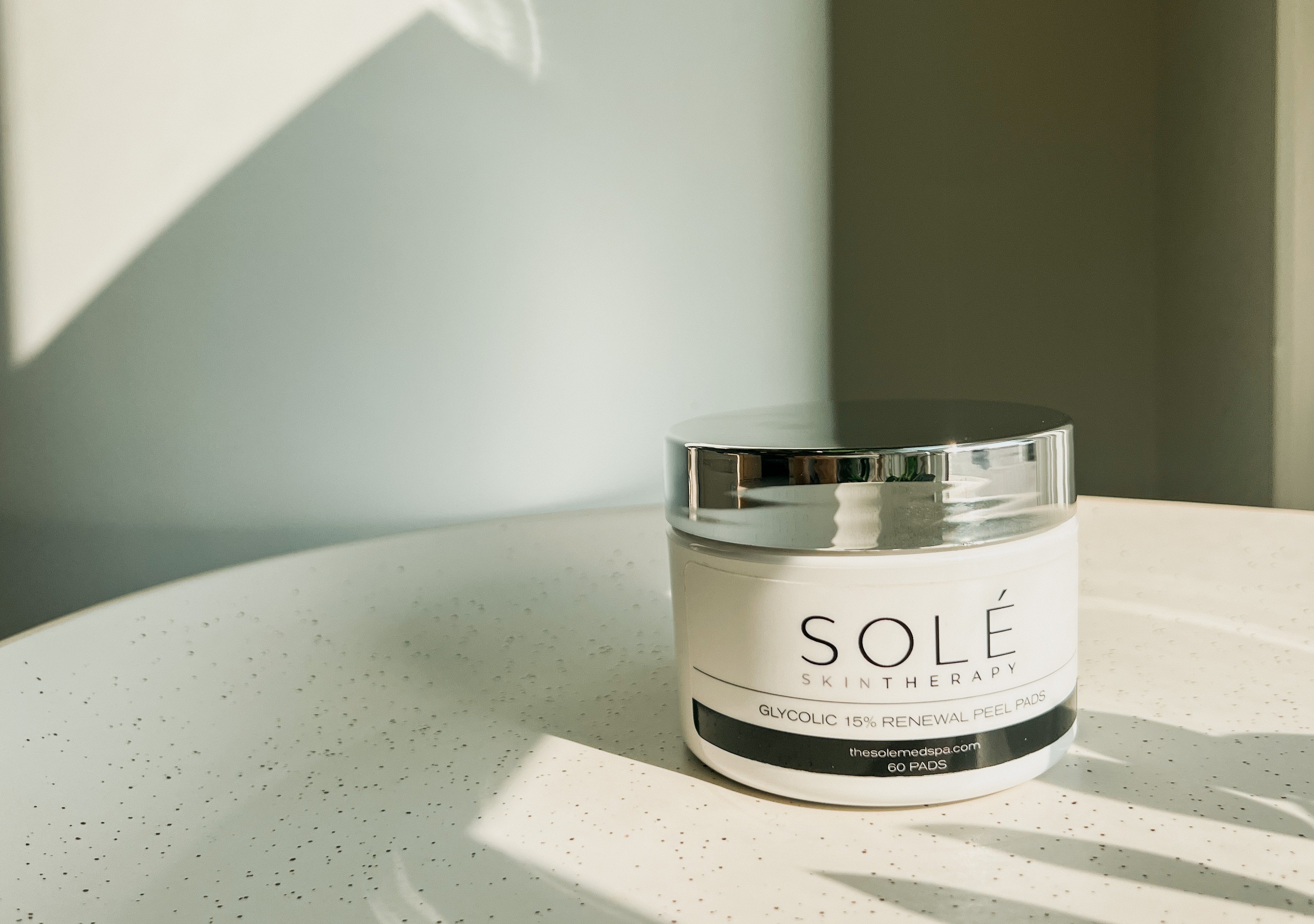 Solé Glycolic 15% Renewal Peel Pads