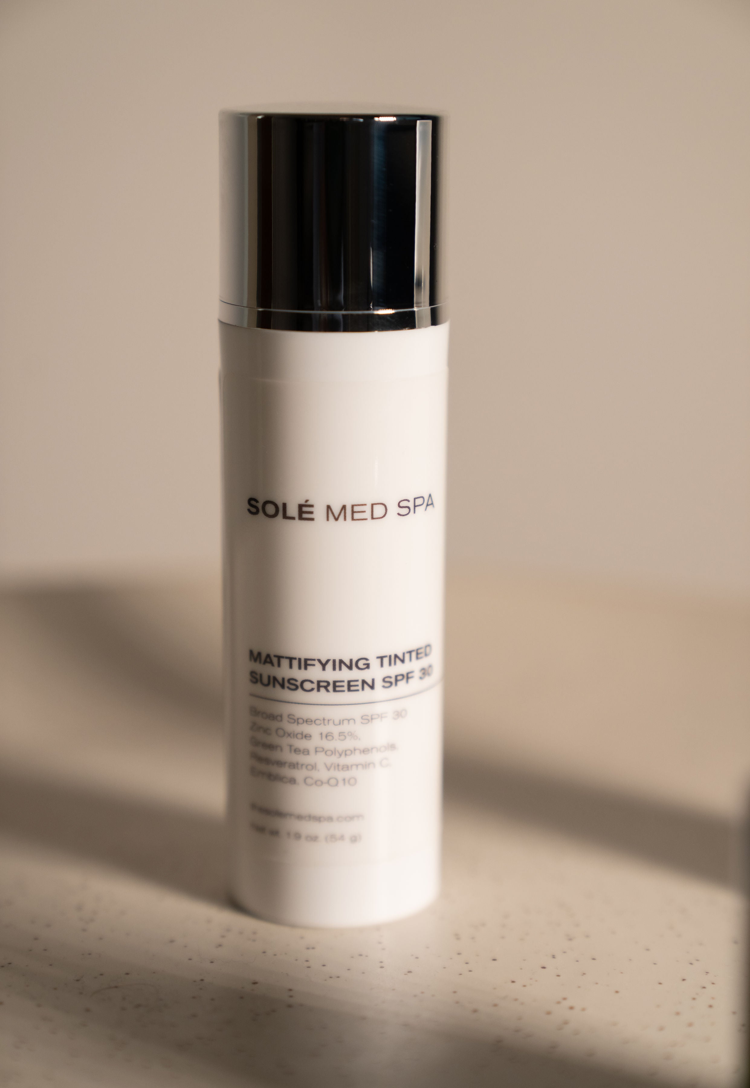 Solé Mattifying Tinted Sunscreen