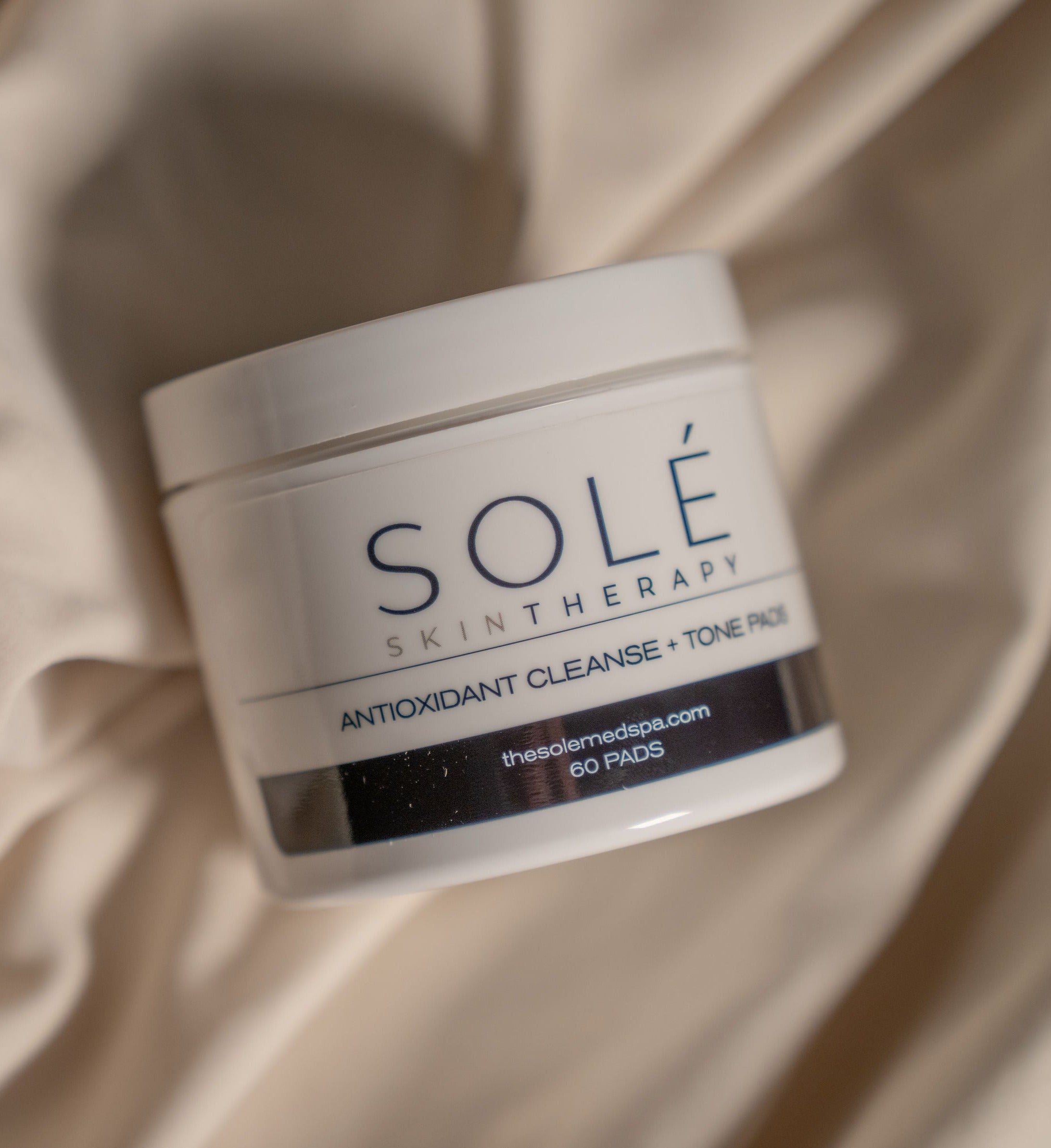 Solé Antioxidant Cleanse + Tone Pads