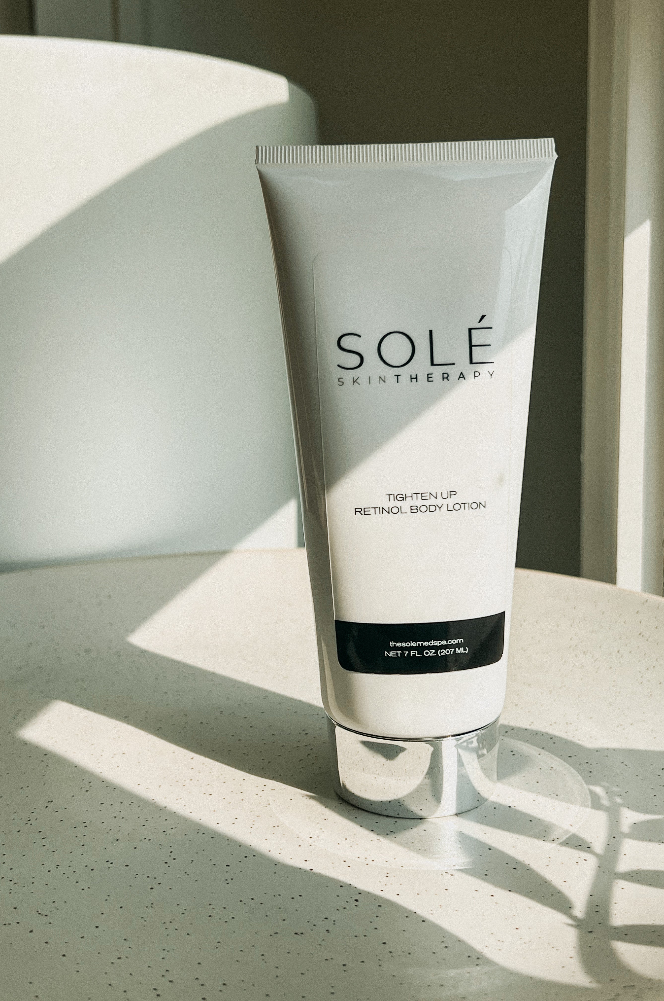 Solé Tighten Up Retinol Body Lotion