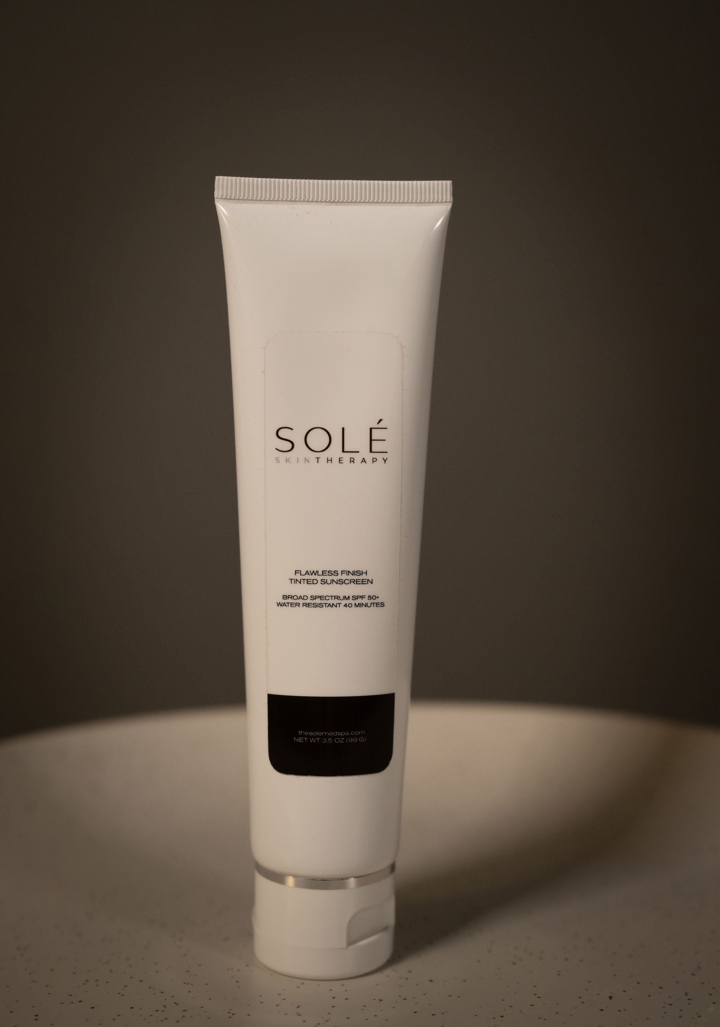 Solé Flawless Finish Tinted Sunscreen